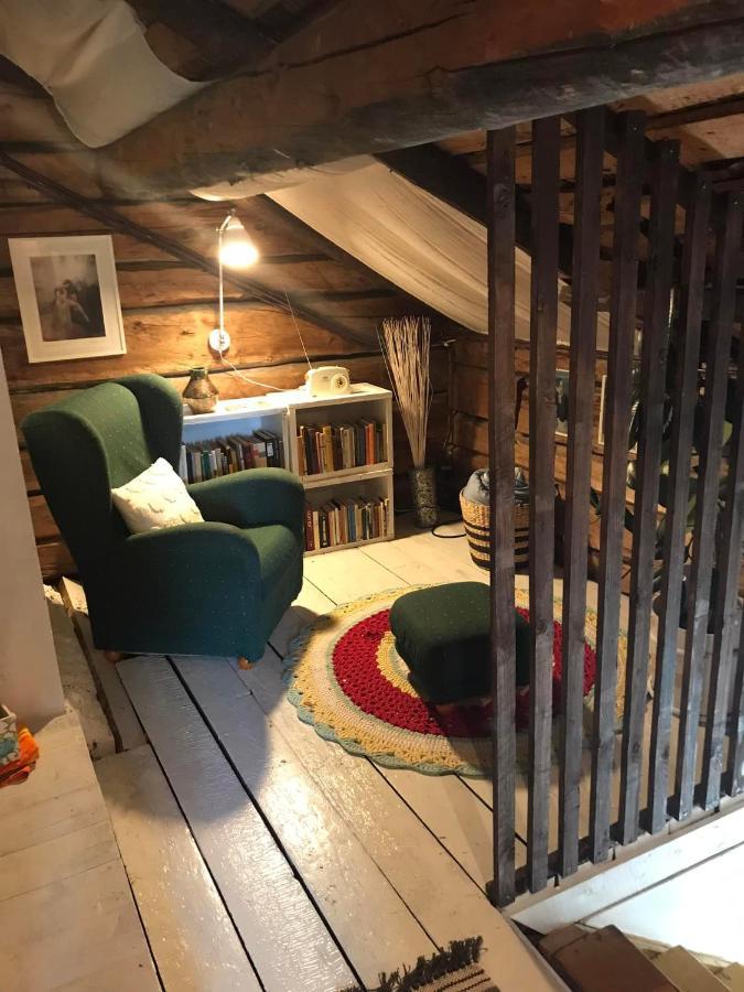 Paeivin Pirtti - Pirttikahvila Ja B&B ルオスト エクステリア 写真