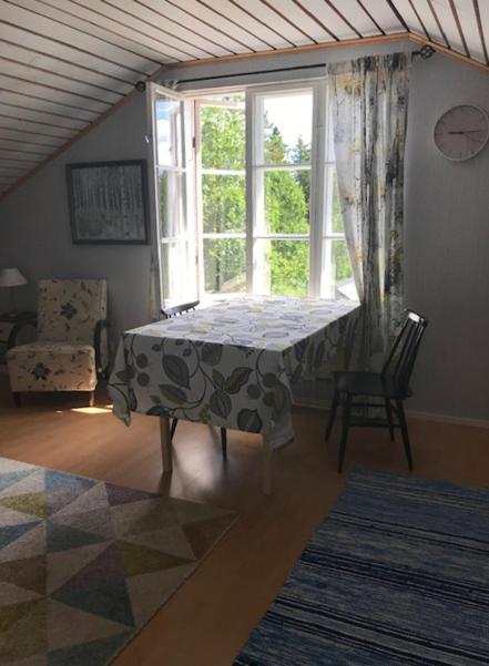 Paeivin Pirtti - Pirttikahvila Ja B&B ルオスト エクステリア 写真